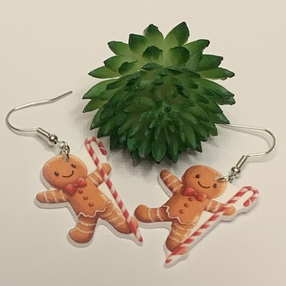 Gingerbread Man Earring, Candy Cane Earring, Christmas Earring, Gift Idea, Xmas - Picture 1 of 4